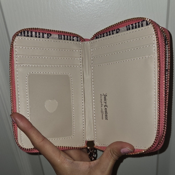 Juicy Couture Coral Pink Wallet - Picture 3 of 4